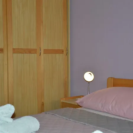 Nely Apartment